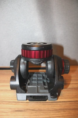 Manfrotto 502HD MVH502AH Pro Fluid Video Head - Image 1 of 4