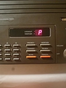 Vintage Uniden Bearcat BC 147XLT 16 Channel Scanning Radio And Weather With EXT. - Zdjęcie 1 z 20