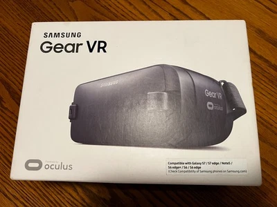 Samsung Gear VR SM-R323 Virtual Reality Headset USB-C Galaxy S6 S7 Edge Note 5 - Image 1 of 4