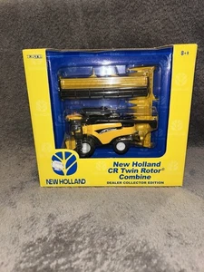1/64 New Holland CR970 Collector Edition Twin Rotor Combine - Picture 1 of 6