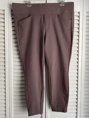 Calça Leggings Torrid Feminina Tamanho 2R Bolso Pixie Skinny Controle de Barriga 16154289 - Imagem 1 de 4