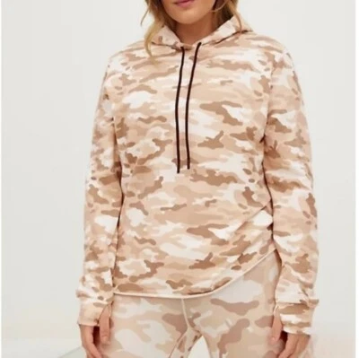 Torrid Active Talla Grande 3X Tostado Camuflaje Pullover Sudadera con Capucha Acogedora Neutra Foto 1 de 4