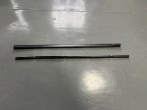 03-06 Dodge Ram centro trasero ventana corredera interior moldura de fábrica OEM - Imagen 1 de 5