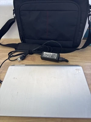 HP ENVY M6, INTEL CORE I5, 2.50GHZ, 670GB C Drive, 8GB RAM Windows 10 + Estuche 15" Foto 1 de 4