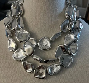 Chico’s Light / Silver necklace D21 - Picture 1 of 2