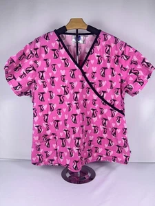 Landau Women Scrub Top Size L - Pink with Black Fancy Cat - Pleated Back - Picture 1 of 5