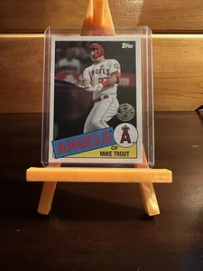 2020 Topps Update #85TB-5 Mike Trout 1985 Topps Baseball 35th Anniversary - Picture 1 of 2