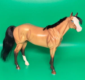 2008 Classic Breyer Horse Best in Show Stock Horse AQHA Dun w Moehair #903 - Picture 1 of 23
