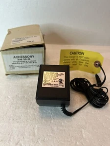 Quantum Ladegerät für QB1 & 3 Stecker Klasse 2 Trafo für SN212133 & höher DV9500 - Bild 1 von 4