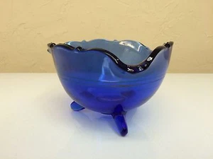MT. PLEASANT L E SMITH COBALT BLUE GLASS TRI CORNER FOOTED BOWL - Picture 1 of 4