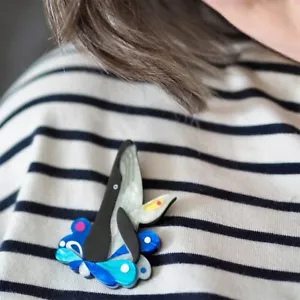 ERSTWILDER BROOCH - THE HALCYON HUMPBACK WHALE. PETE CROMER. NIB. - Picture 1 of 4