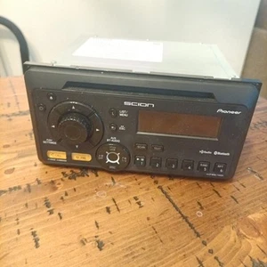 2013 2014 TOYOTA SCION TC AM/FM/CD/RADIO OEM PT54600130. A5 - Picture 1 of 3