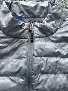 Chaleco Peter Millar Para Hombres XL Gris Hiperligero Acolchado Camuflaje Cremallera Completa Golf Aislado - Imagen 1 de 17
