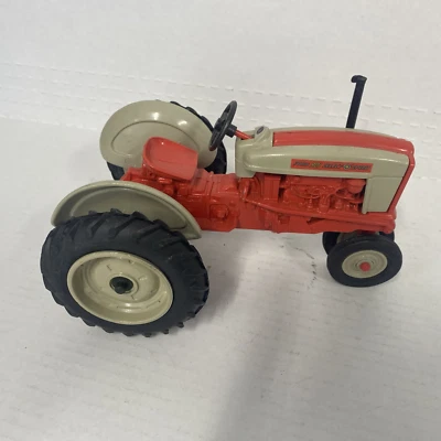 Tractor Ford 901 Powermaster 2676 escala 1:16 Ertl coleccionable sin caja 1986 Foto 1 de 4