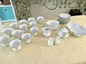 Contemporary Fine China by Noritake Japan Donegal 2179 20 Piece Set  - Picture 1 of 10