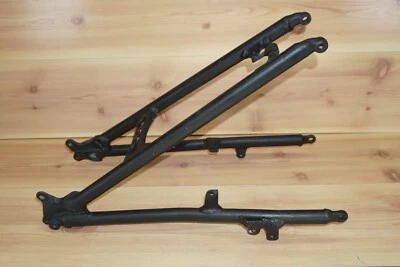 Subchasis trasero Honda CRF250R 2004 2005 CRF250 CRF 250R 50200-KRN-730 Foto 1 de 4