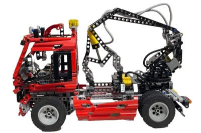 LEGO 8436 Technic Truck Red Crane Arm 2004 without Box Retired Heavy Duty - Image 1 of 4