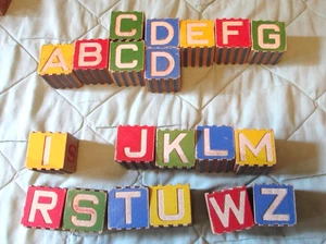 Wood Building Blocks: Larger size, edges to connect. 20 blocks. 1953 - Picture 1 of 5