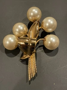 Vintage Napier signierte goldfarbene Kunstperlen, Blätter & Stiele Brosche/Anstecknadel - Lot 264 - Bild 1 von 7