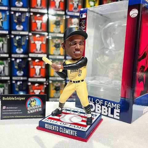 ROBERTO CLEMENTE Pittsburgh Pirates Cooperstown MLB "Class of 1973" Bobblehead Cover
