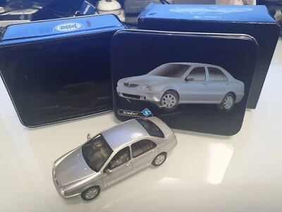 HW DIE CAST LANCIA LYBRA 1999 GREY EXCLUSIVE EDITION SOLIDO METAL BOX - Immagine 1 di 4