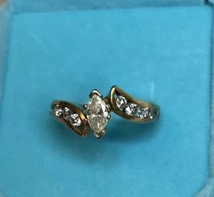 💍 Anello di fidanzamento in oro giallo 14 carati con marchesa e diamanti tondi - misura 7,5 - 3,7 g - Foto 1 di 16