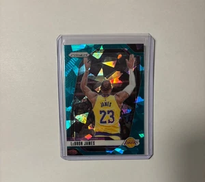 Baloncesto Panini Prizm 2024-25 LeBron James #130 Teal Ice #/225 - Imagen 1 de 3