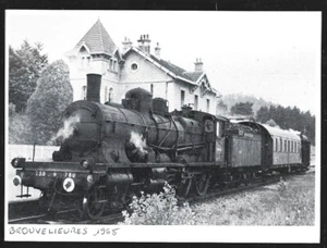 1981  --  TRAIN TRAVERSANT LA GARE DE BROUVELIEURES EN 1965 . 4A630 - Picture 1 of 1