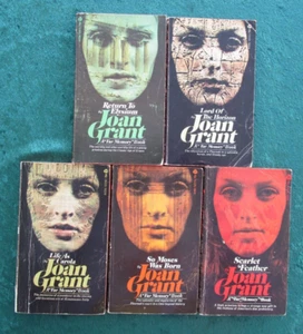 VINTAGE LOT 5 PB FAR MEMORY SERIES BY JOAN GRANT: LIFE AS CAROLA ++REINCARNATION - Foto 1 di 4