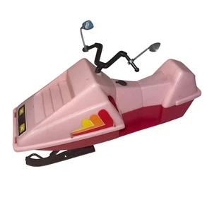 Vintage anni 80 - ARCO - Barbie bambola taglia rosa (ish) motoslitta - Foto 1 di 8