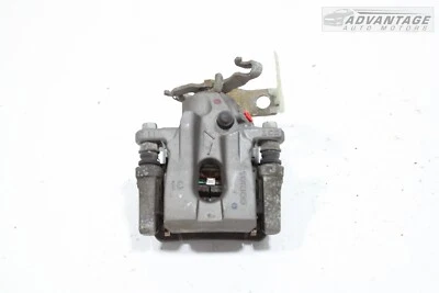 Pinza de freno trasera derecha Toyota Prius Prime Hybrid 2017-2022 1,8 L PHEV OEM Foto 1 de 4