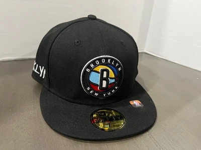 Gorra ajustada Brooklyn Nets New Era City Edition logotipo alternativo 59FIFTY 7 1/2 negra Foto 1 de 4
