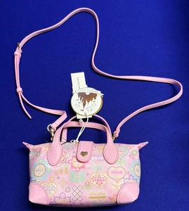 2025 Disney Parks Stoney Clover Lane It’s A Small World Pouchette Tracolla NUOVO - Foto 1 di 9