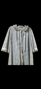 Vtg Odette Barsa Robe Lace Overlay Blue, Beige, Ribbon Trim Short,Snaps-Sz S/M - Picture 1 of 9