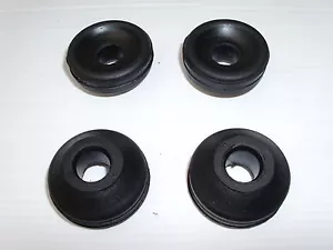 LAND ROVER DEFENDER 90 / 110 REAR LOWER SHOCK ABSORBER BUSH SET - NEW BUSHES - Picture 1 of 1