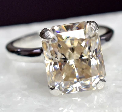 Anillo de plata 925 con diamantes champán corte radiante/VS1 natural certificado de 4,20 quilates para mujer Foto 1 de 4