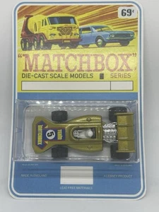 Coche de carreras Lesney Matchbox 24 Team Matchbox de colección en paquete blister dorado prepro - Imagen 1 de 5