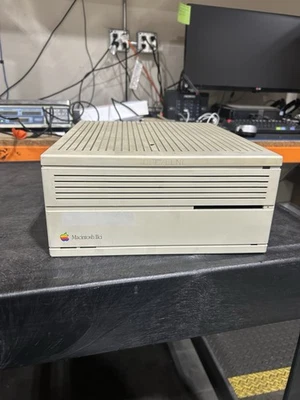 Vintage Apple Macintosh IIci M5780 Desktop Computer Empty Case READ - Image 1 of 4