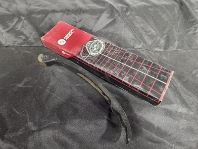 1996-1997 Nissan Pickup Timing Chain Guide Plate Foto 1 de 4