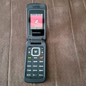 Samsung Entro SPH-M270 Black Cell Phone - #20240202709 - Picture 1 of 3