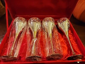 4 Kelche Sektflöten Coupes Messing Weinglas Set für Wohndeko & Geschenk - Bild 1 von 16