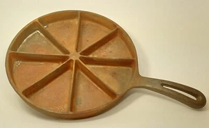 Vintage Cast Iron Corn Bread Skillet, 8 Wedge, 9" Diameter Used - Picture 1 of 2