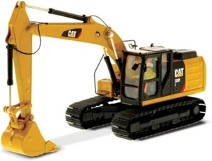 Caterpillar 320F Medium Excavator High Line Series Vehicle - Picture 1 of 2