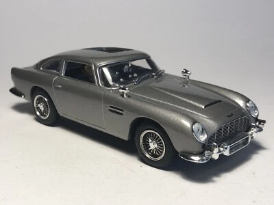 4 INCH 1964 Aston Martin DB5 007 Bond Universal Hobbies 1/43 Diecast Mint Loose - Image 1 of 4