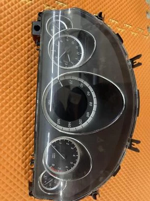 2013 Mercedes Benz W207 Coupe Speedometer Assembly Tested Oem 2129001314 131K. - Image 1 of 4