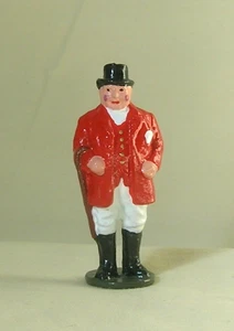 English Huntsman in red jacket & top hat, 54mm figure, Reproduction Johillco - Picture 1 of 2