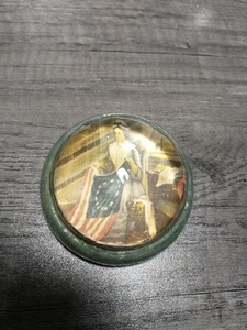 Folk Art Glass Betsy Ross Paperweight Sulphide Flag Red White Blue 13 Stars USA  - Picture 1 of 6