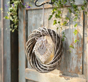 Zierkranz Dekokranz Weide Ø 36cm mit Herz, Landhaus Wandkranz Türkranz Kranz - Bild 1 von 1