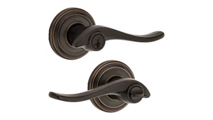 BRAND NEW Kwikset 740AVL Avalon Keyed Entry Door Lever VENETIAN BRONZE SmartKey - Picture 1 of 7