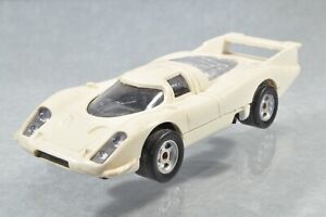 AL667 Ancien Norev #180 1:43 Porsche 917 en plastique B/-